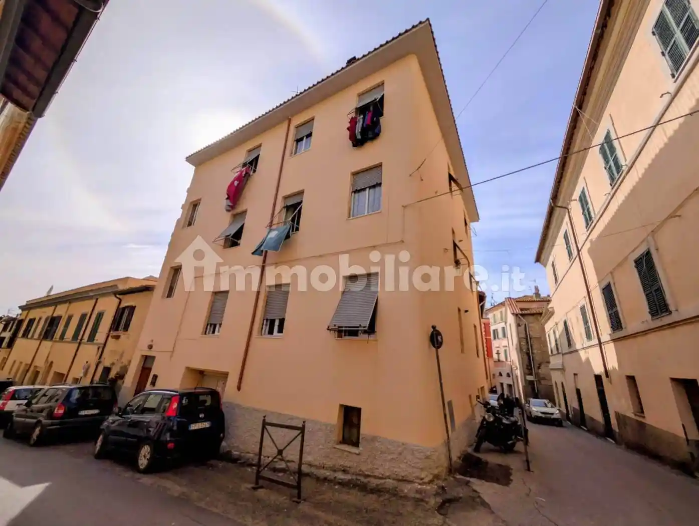 Palazzo - Edificio in vendita a Tarquinia