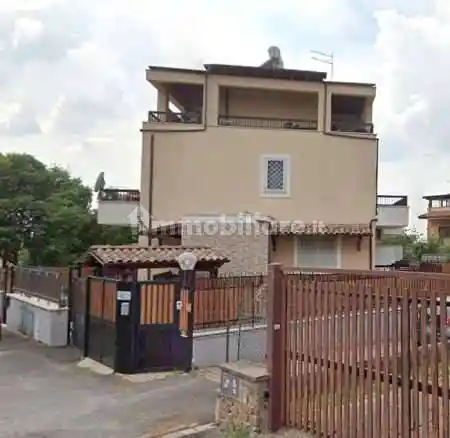 Villetta a schiera in vendita a Roma