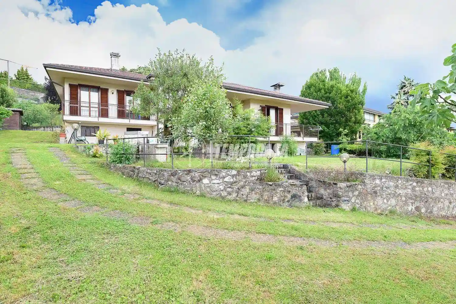 Villa - foto 2
