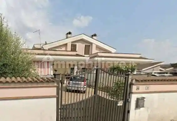 Villetta a schiera in vendita a Ardea