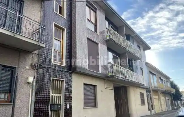 Appartamento in vendita a Desio