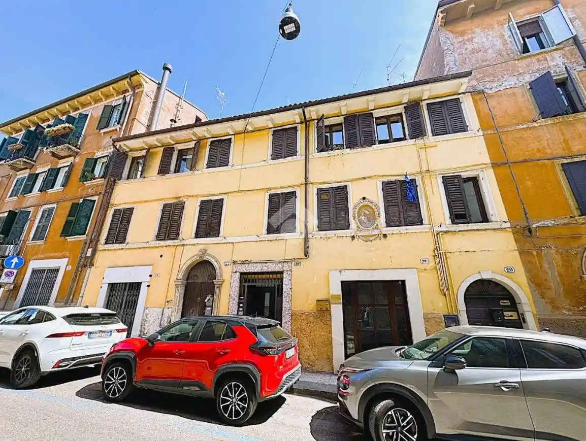 Appartamento in vendita a Verona