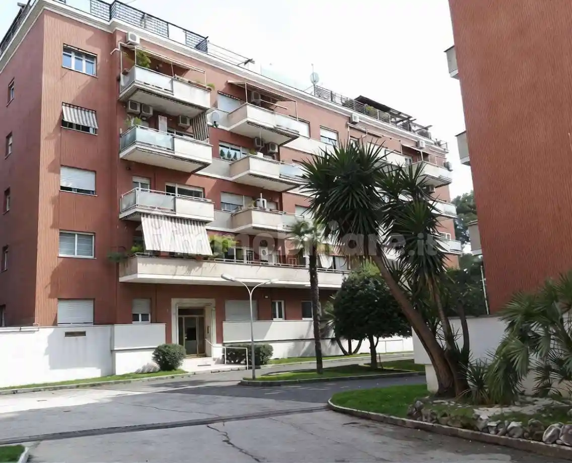 Appartamento in vendita a Roma