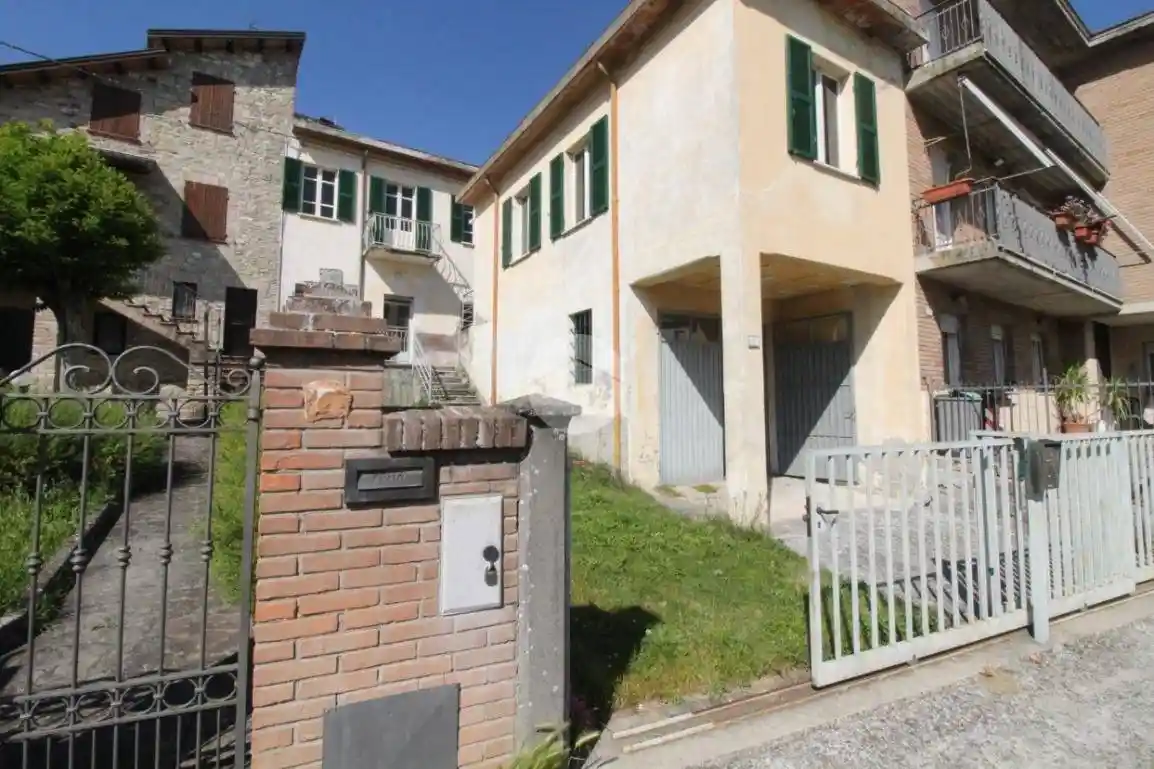 Casa indipendente in vendita a Langhirano