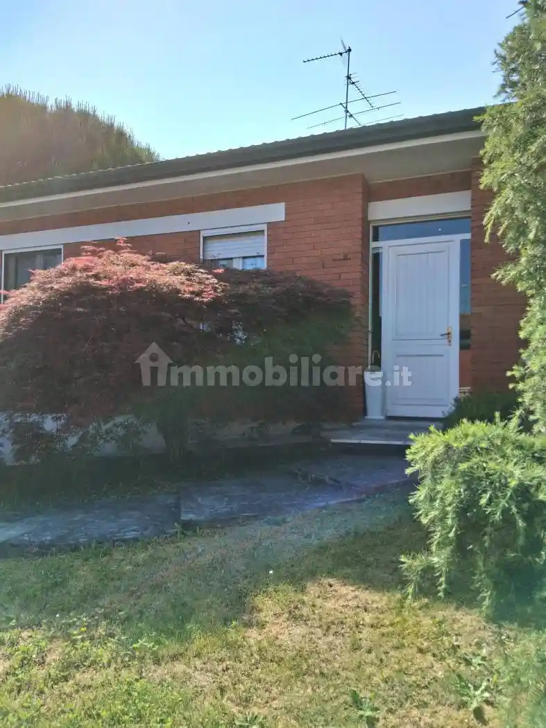 Villa in vendita a Busto Garolfo