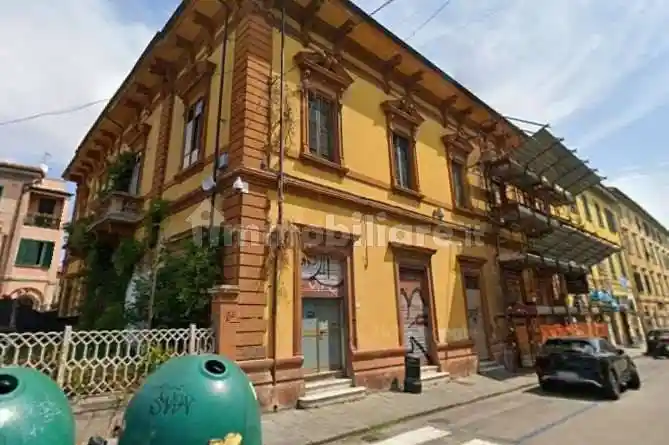 Casa indipendente in vendita a Pisa