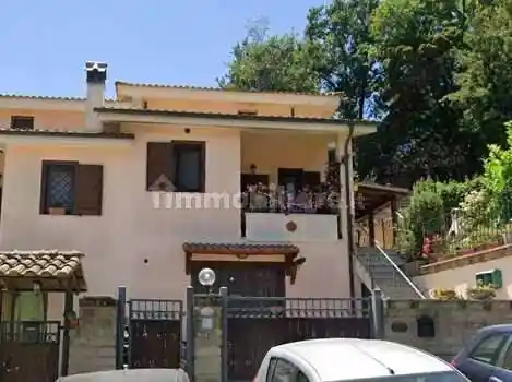 Villetta a schiera in vendita a Fiumicino