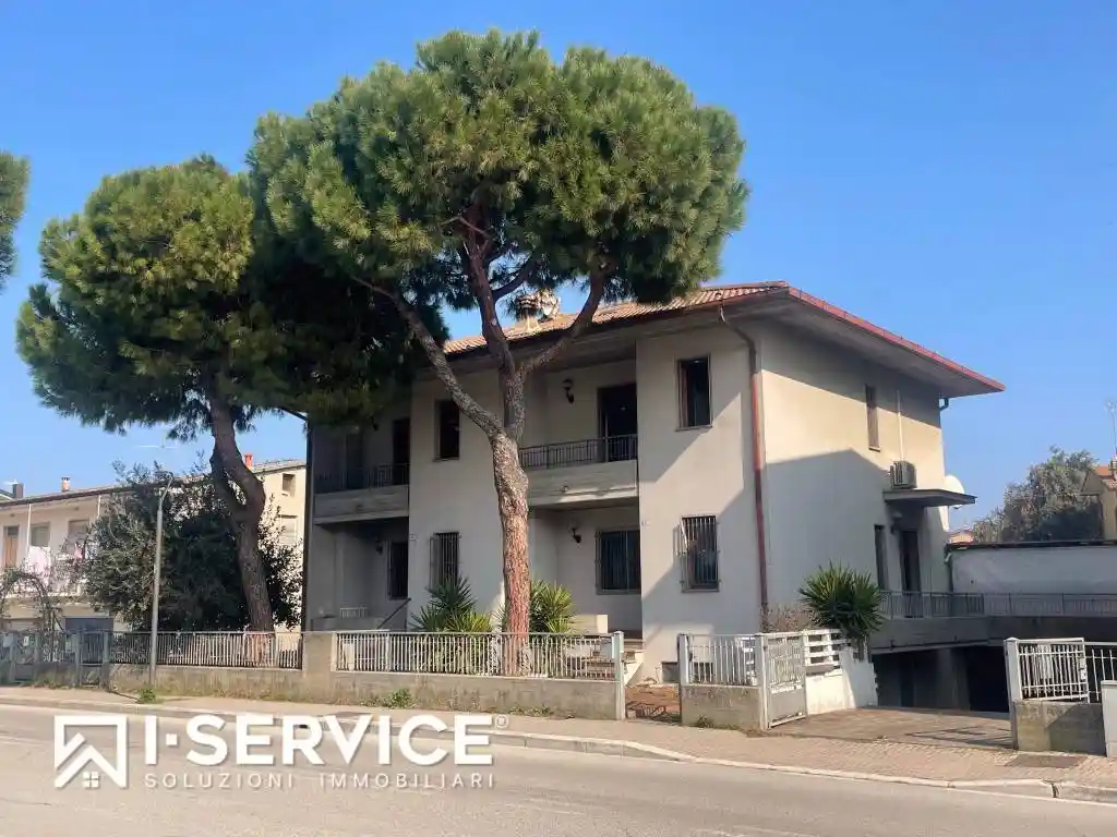 Villetta a schiera in vendita a Cesenatico