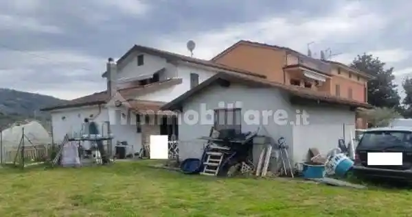 Appartamento in vendita a Pescia