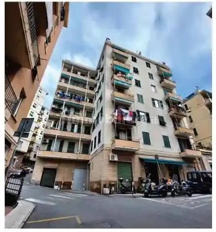 Appartamento in vendita a Genova
