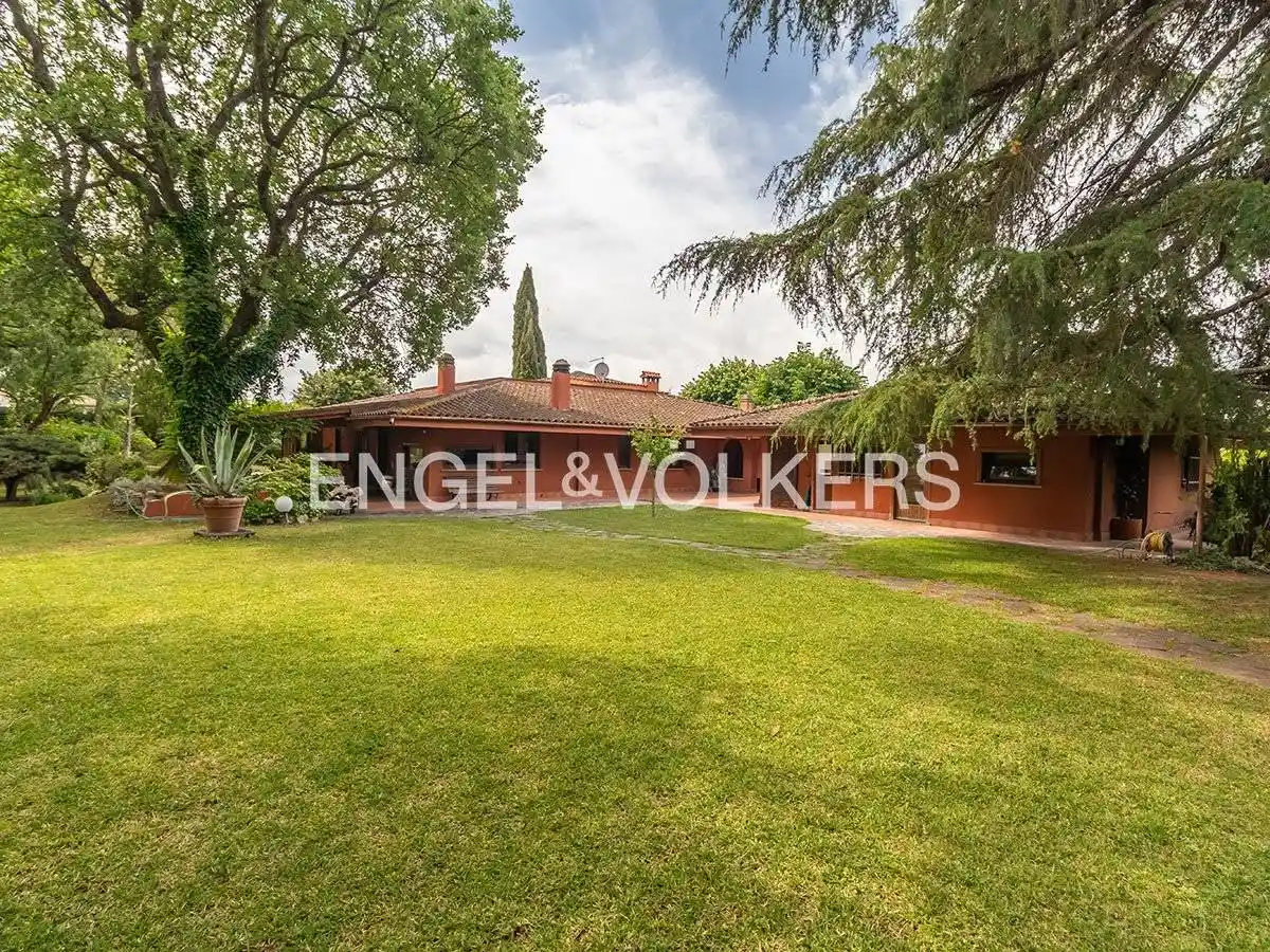 Villa in affitto a Roma