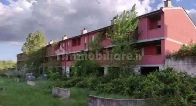Villetta a schiera in vendita a Roma