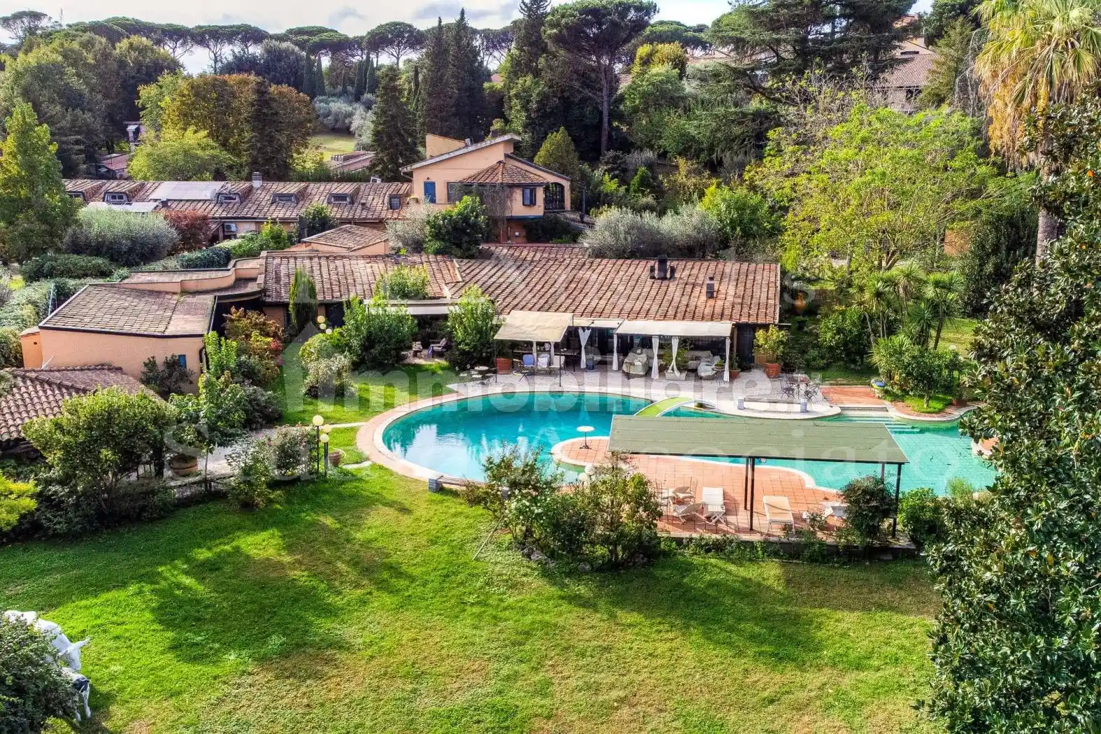 Villa in affitto a Roma