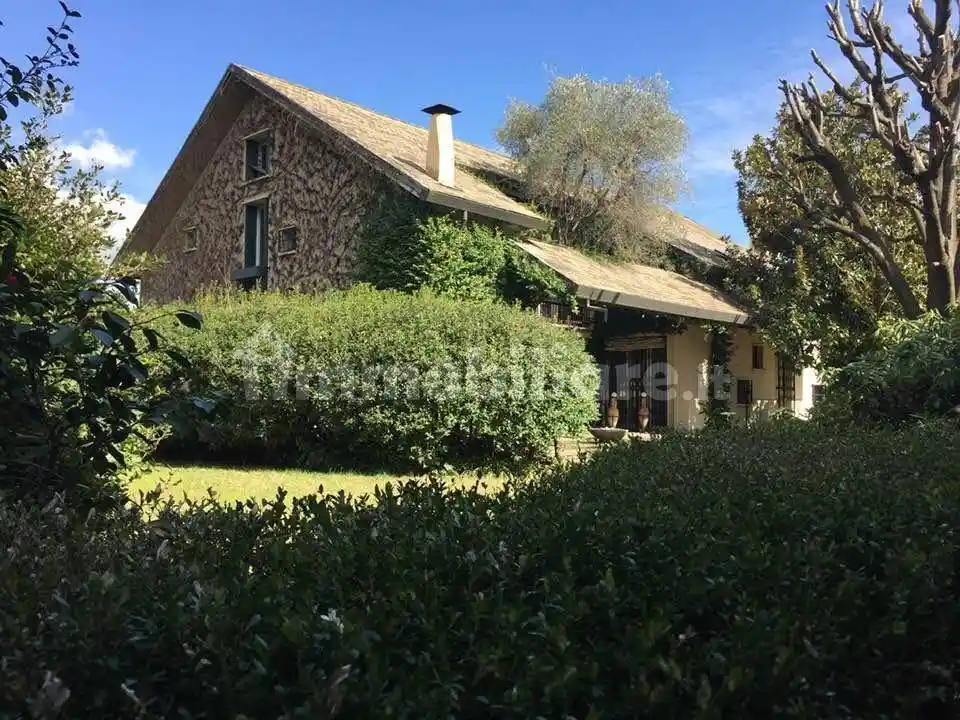 Villa in vendita a Bassano del Grappa