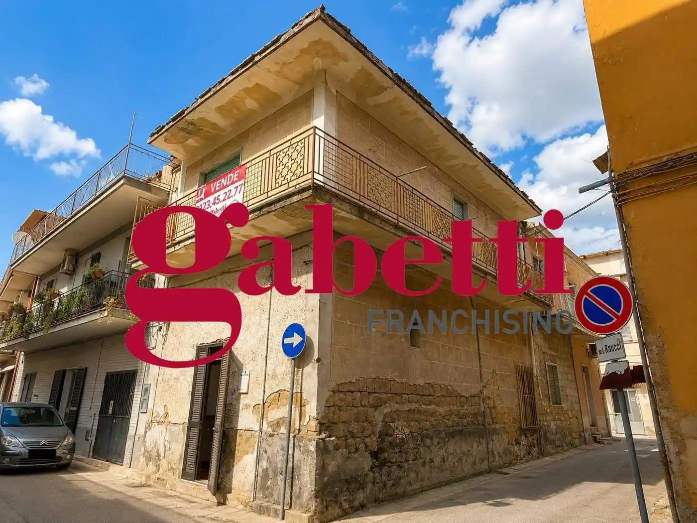 Palazzo - Edificio in vendita a Capodrise