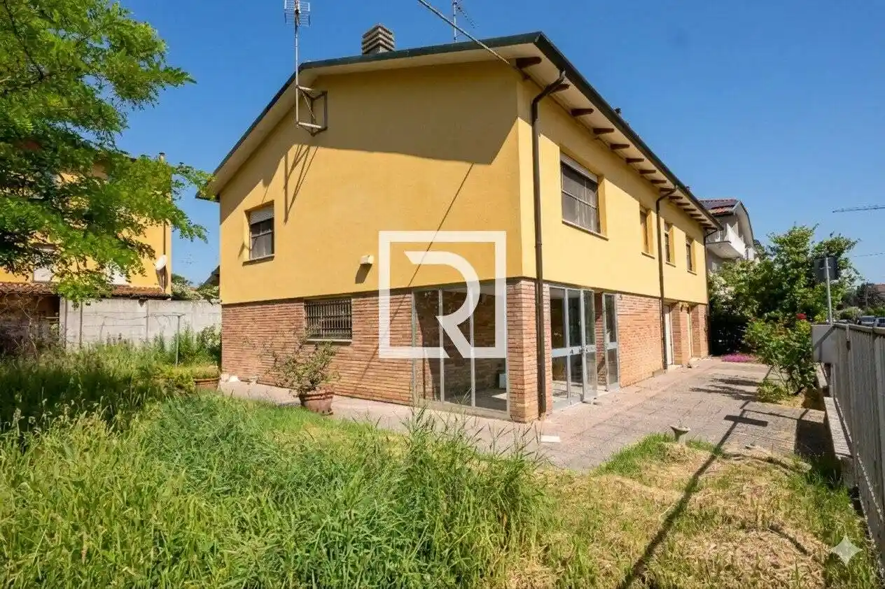 Villa in vendita a Ravenna