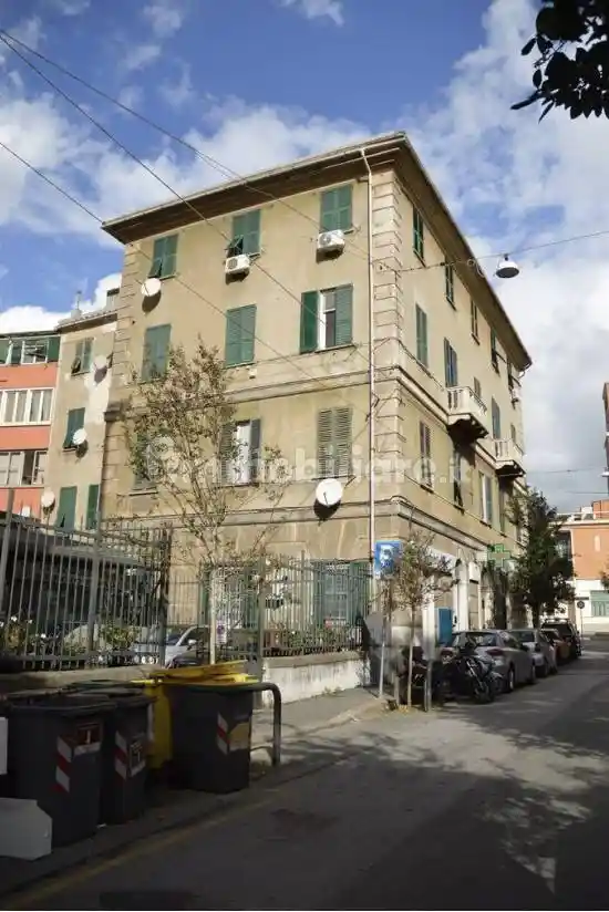Appartamento in vendita a Genova