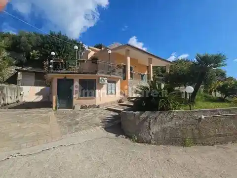 Villa in vendita a Pollica