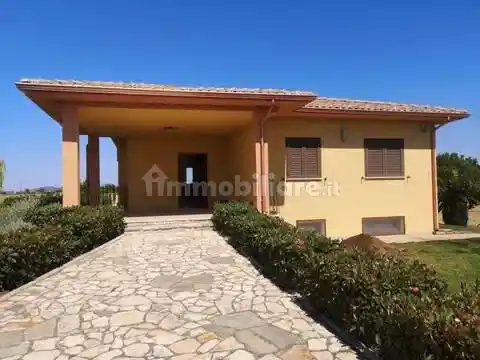 Villa in affitto a Montalto di Castro