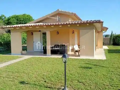 Villa in affitto a Montalto di Castro