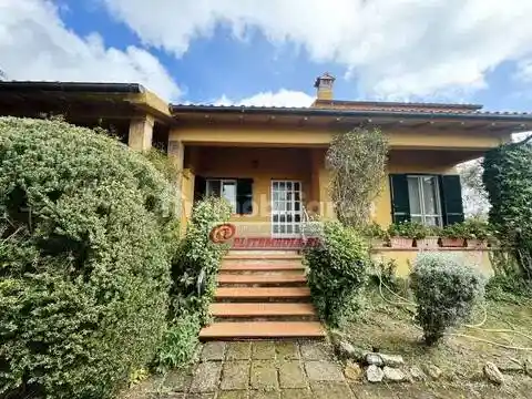Villa in affitto a Montalto di Castro
