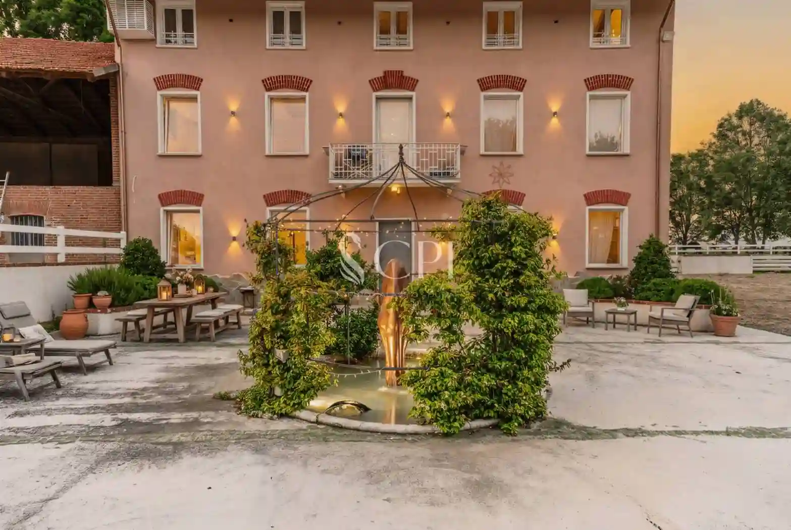 Villa - foto 2