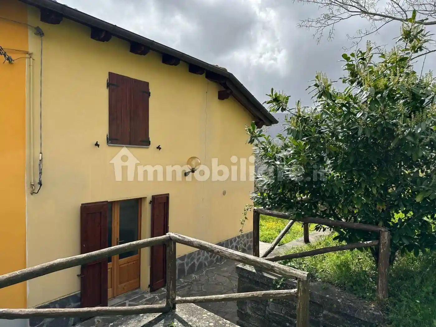 Casa indipendente in vendita a Camugnano