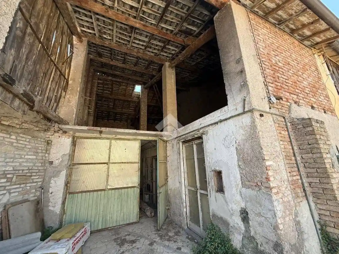 Rustico - Casale in vendita a Casalmoro