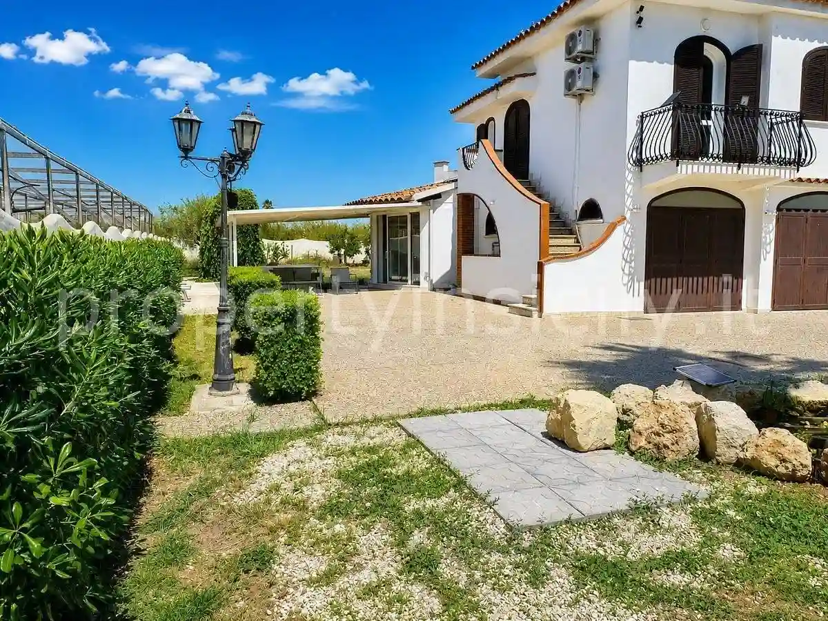 Villa - foto 3
