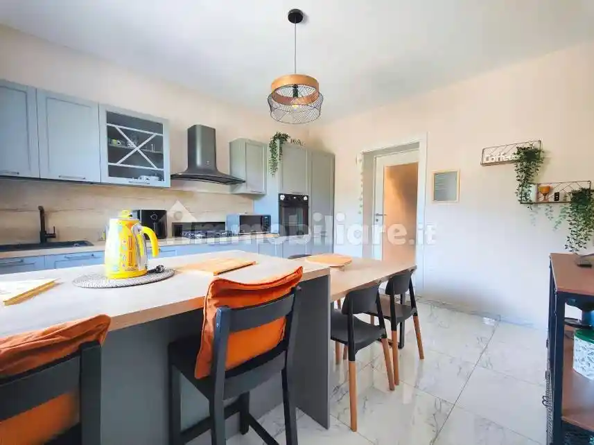 Casa indipendente in vendita a San Giuliano Terme