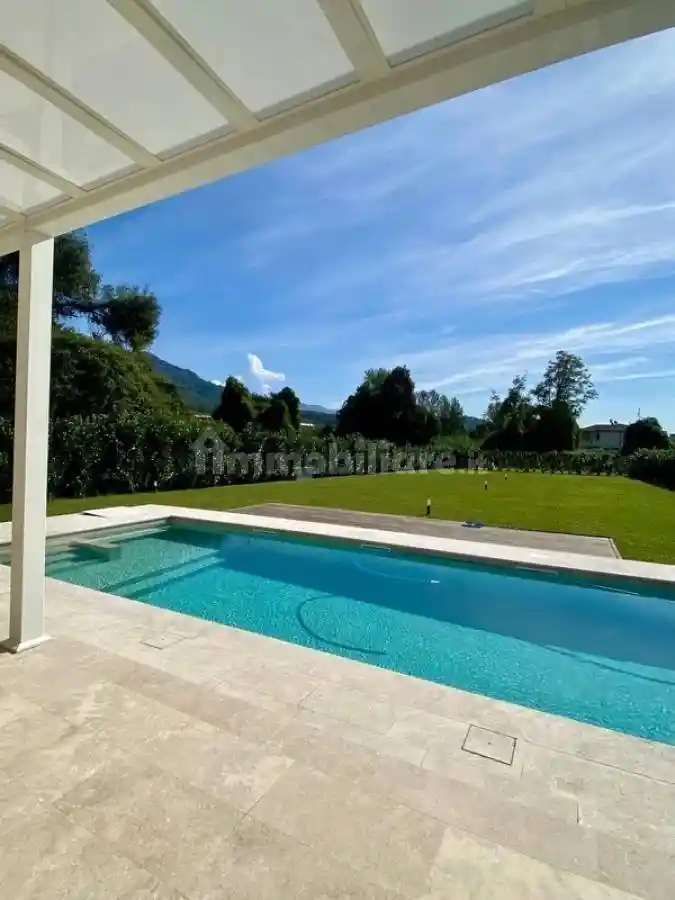 Villa in vendita a Pietrasanta