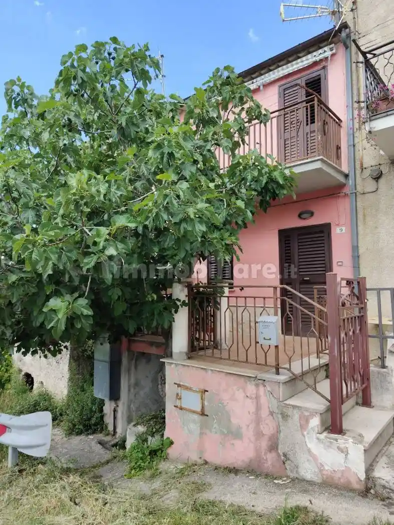 Casa indipendente in vendita a Roccacasale