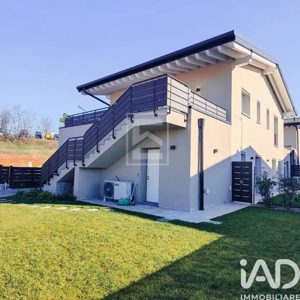 Villa in vendita a Lonato del Garda