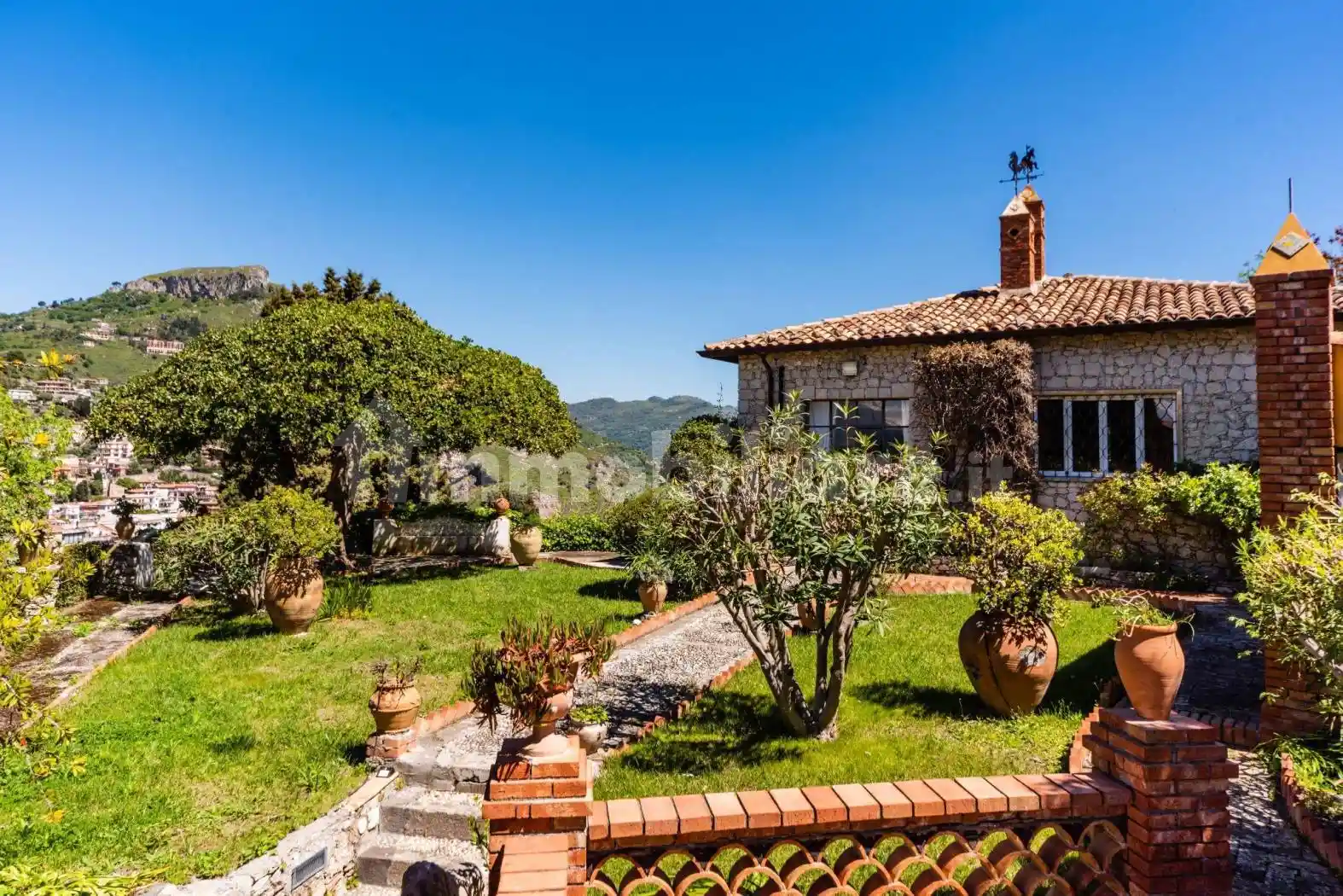 Villa in vendita a Taormina
