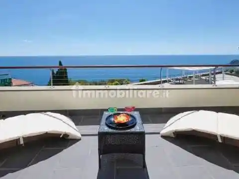 Appartamento in vendita a Bergeggi