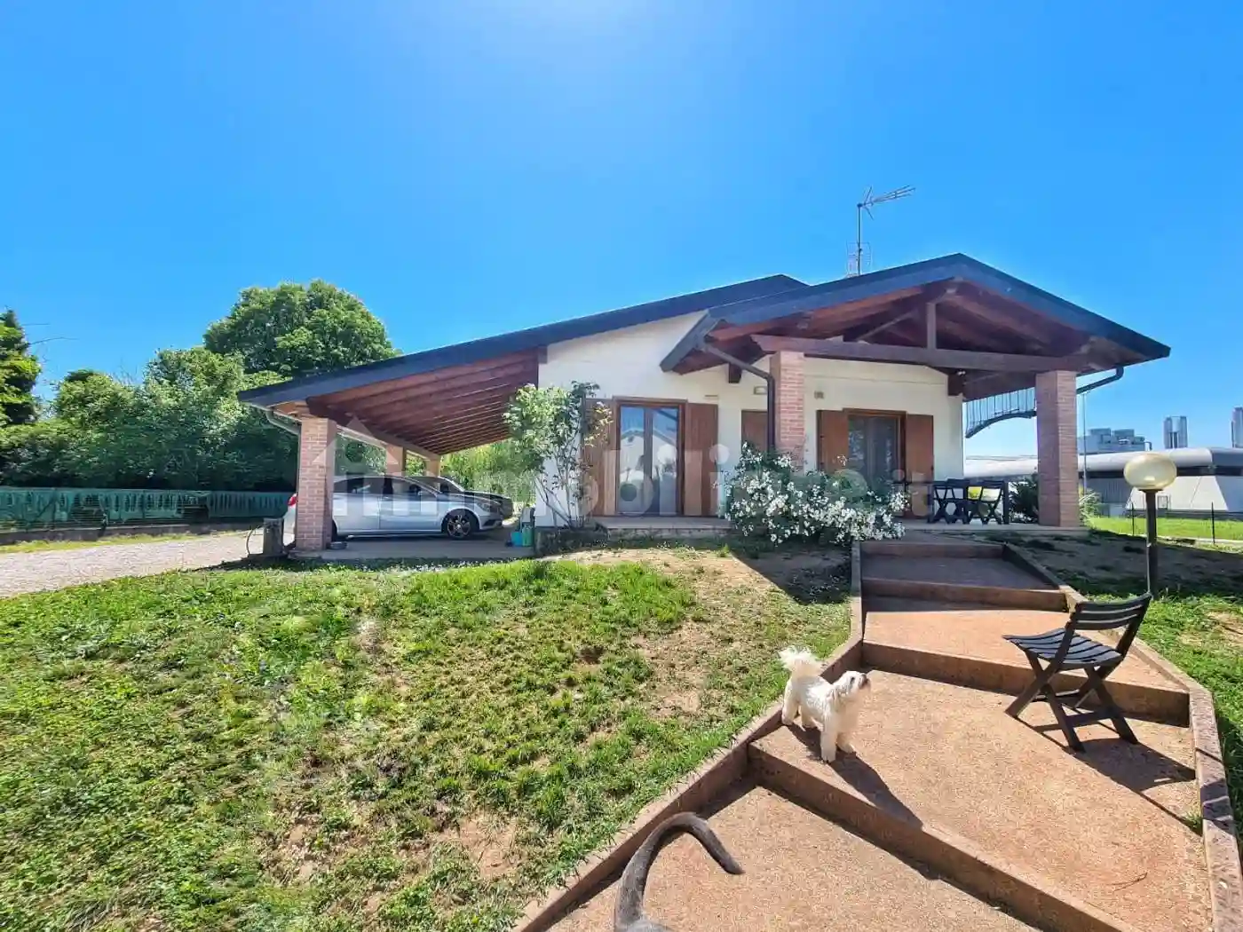Villa - foto 2