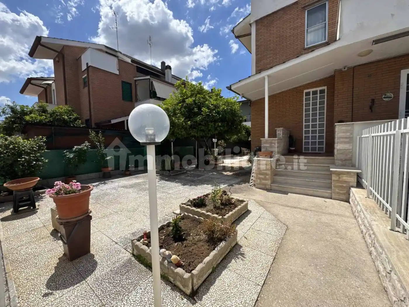 Villa in vendita a Latina