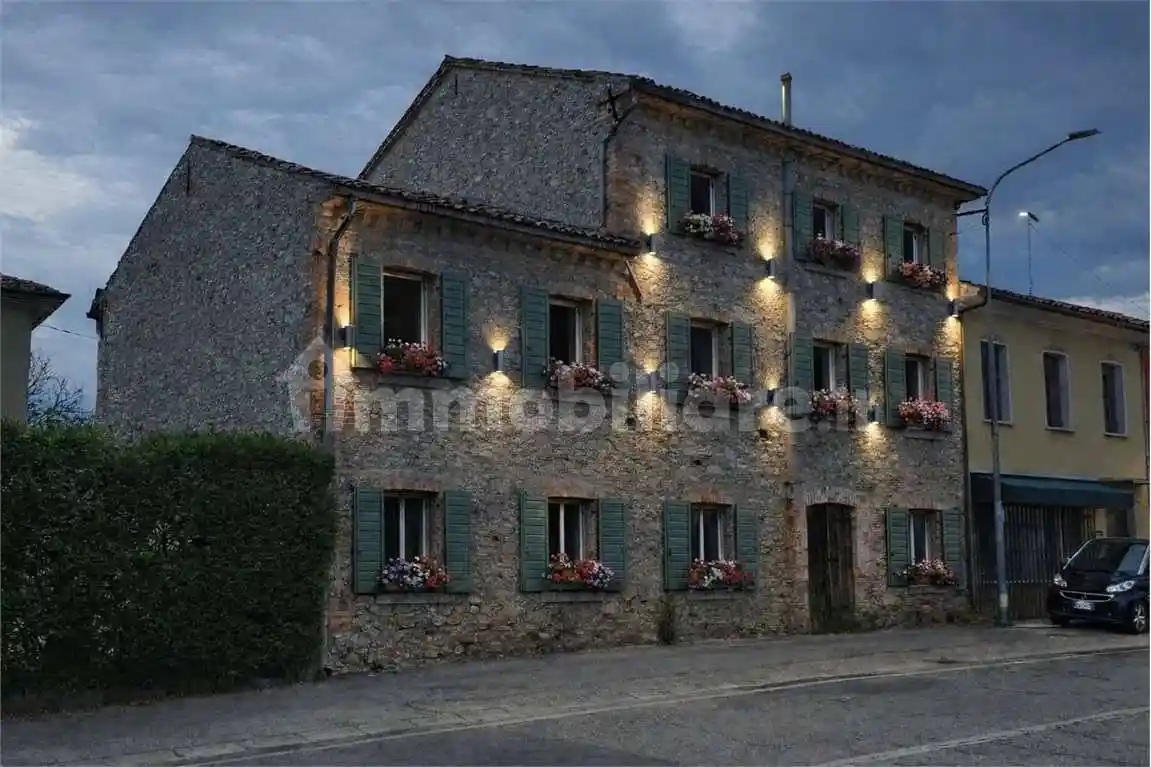 Casa indipendente in vendita a Pieve di Soligo