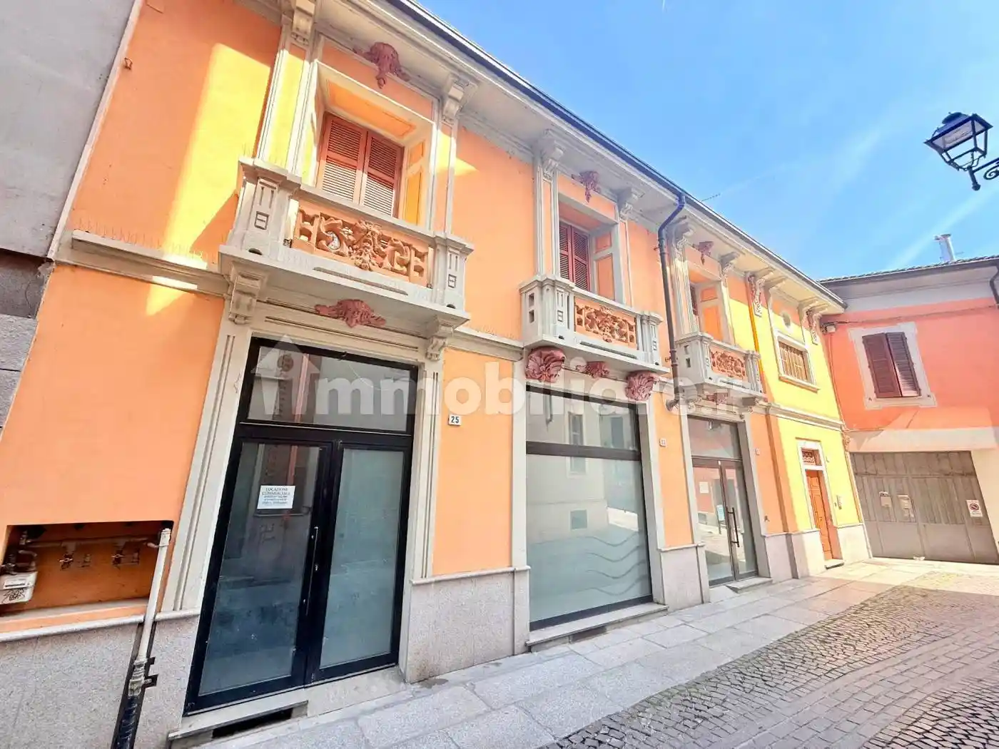 Palazzo - Edificio in vendita a Alessandria