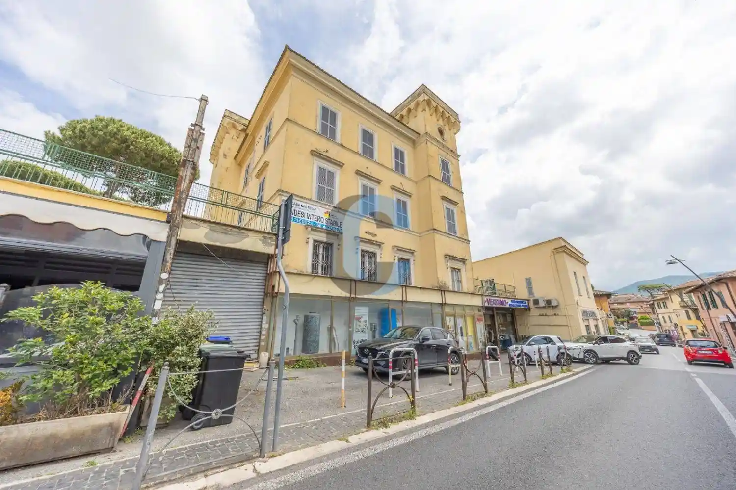 Palazzo - Edificio in vendita a Grottaferrata