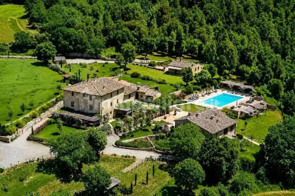 Rustico - Casale in vendita a Casole d'Elsa