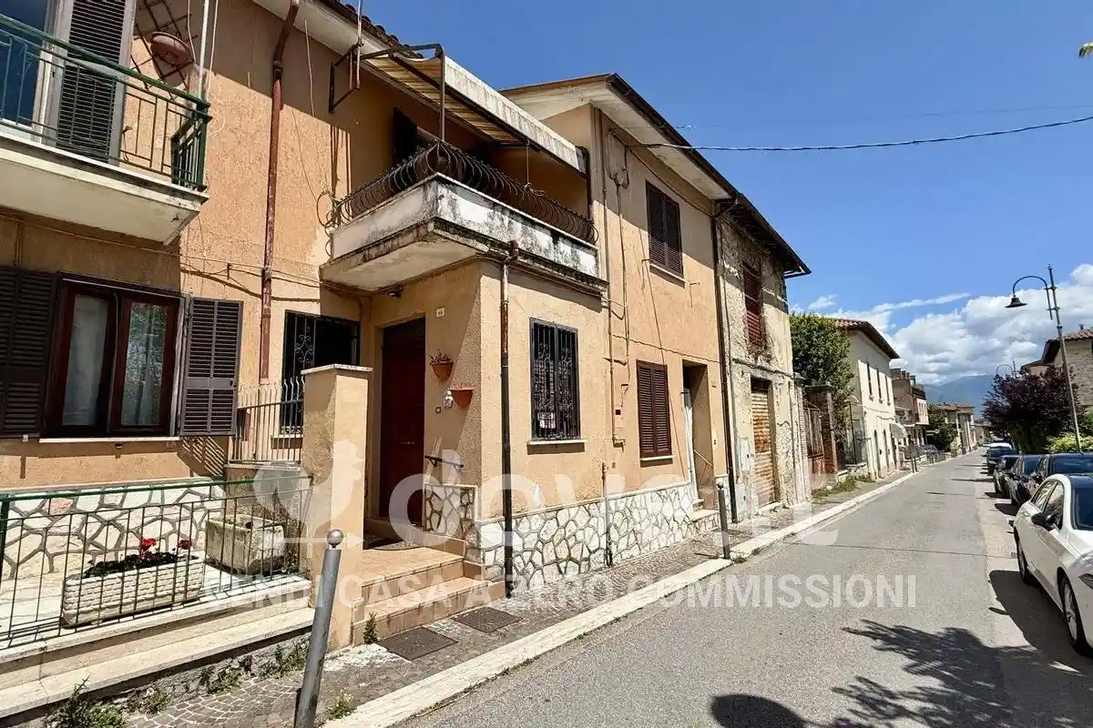 Villetta a schiera in vendita a Contigliano