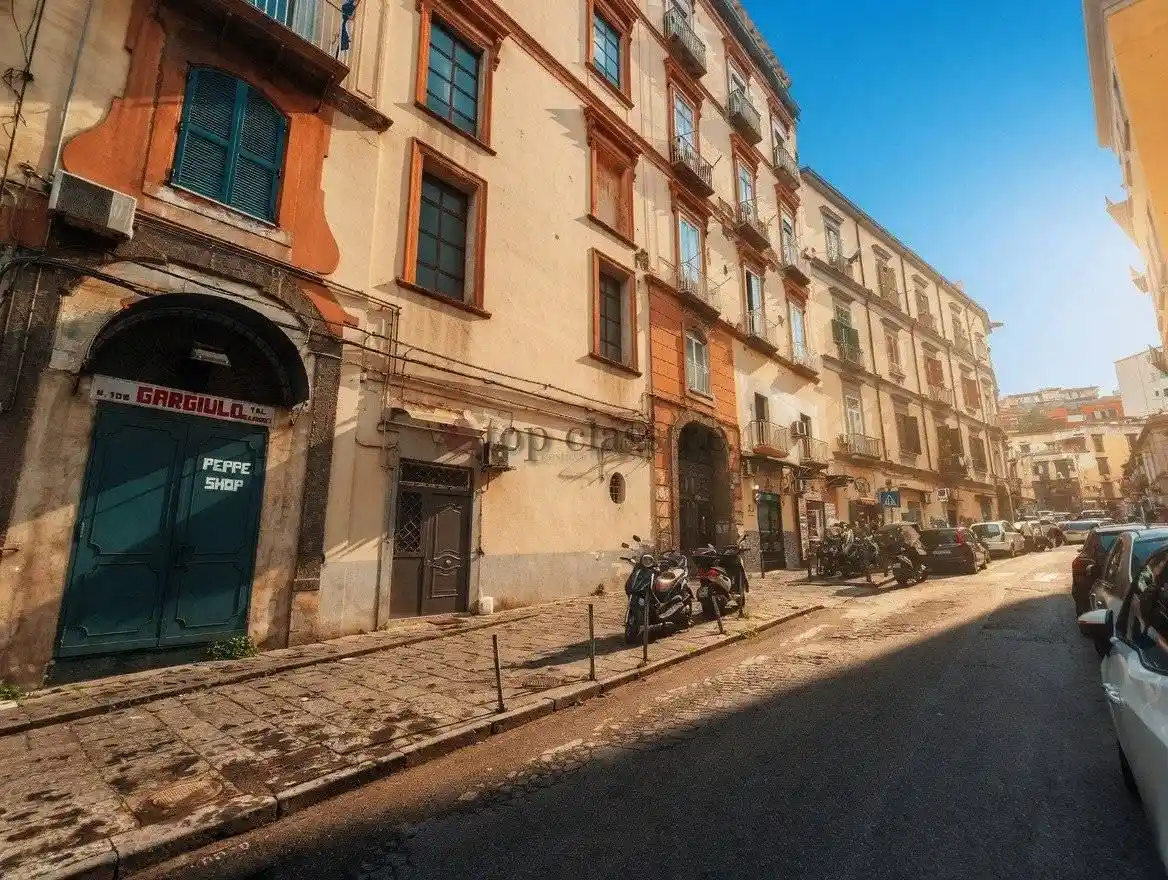 Appartamento in affitto a Napoli
