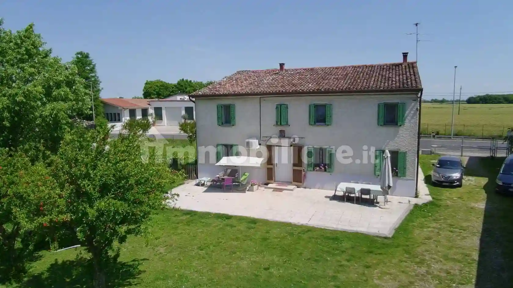 Villa - foto 2