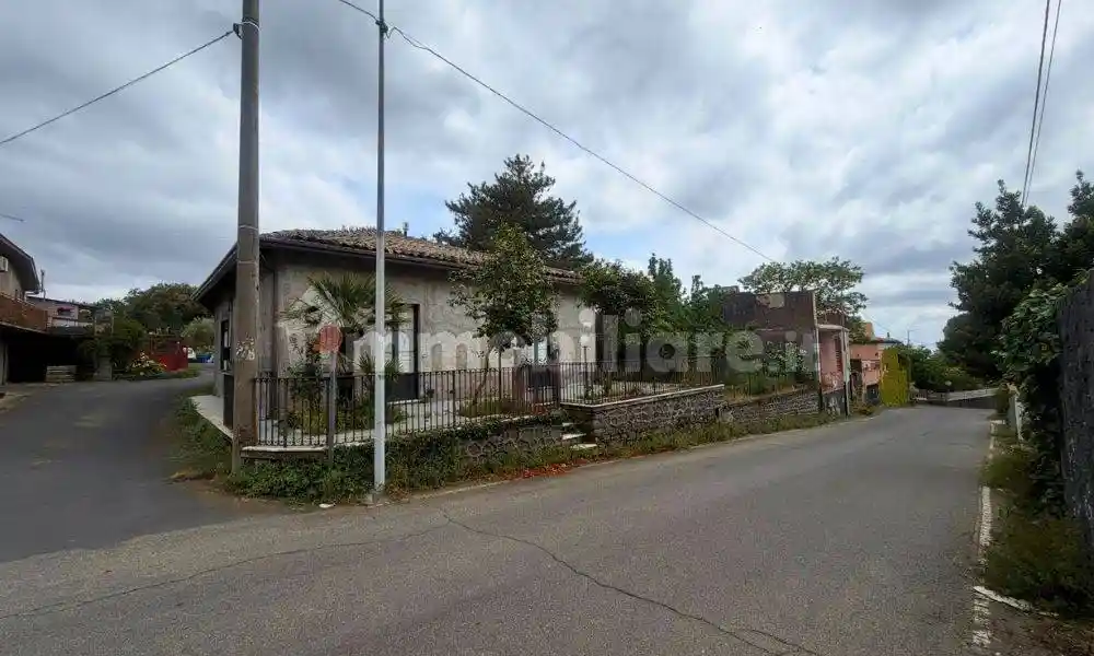 Villa in vendita a Ragalna
