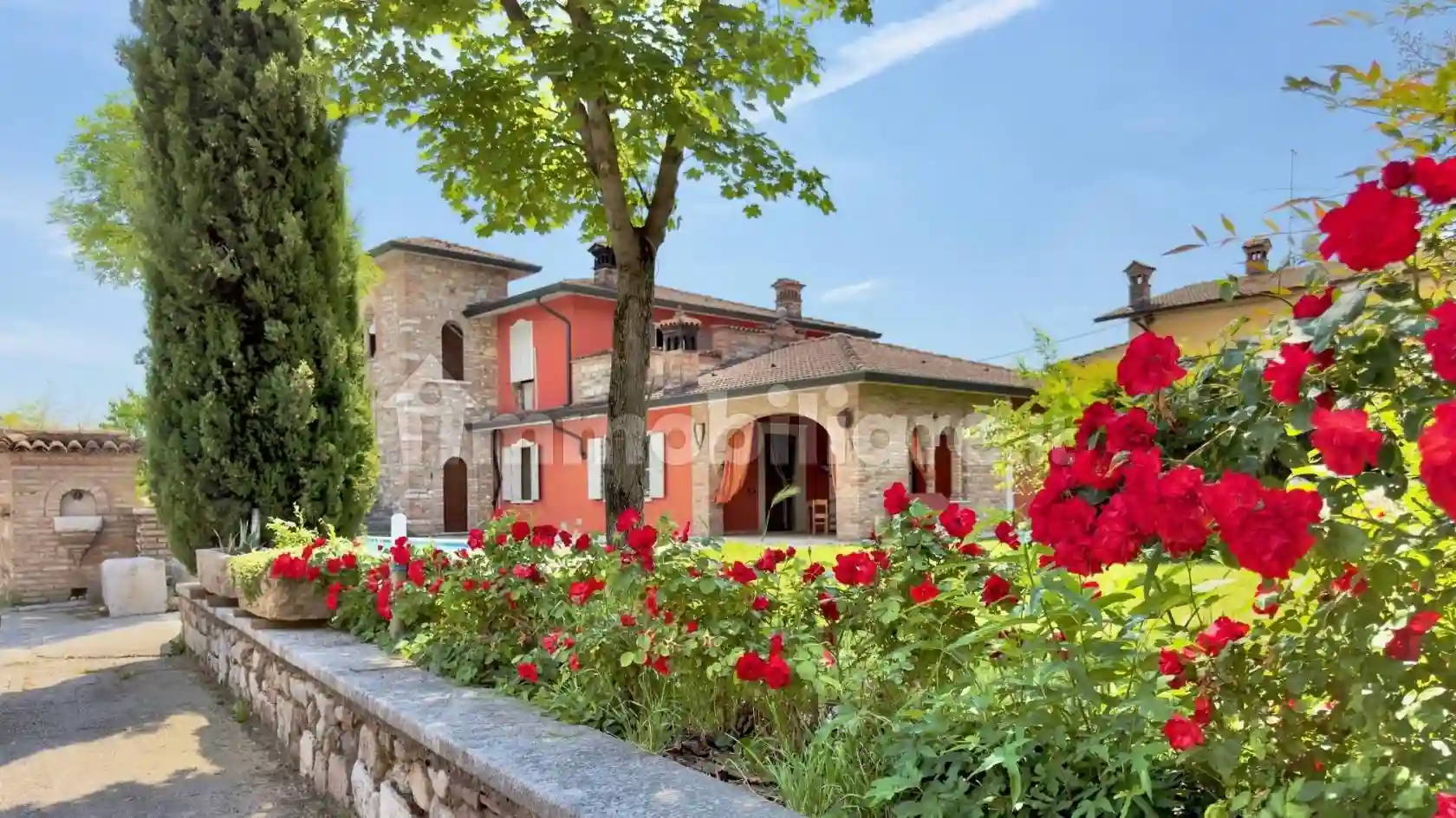 Villa - foto 2