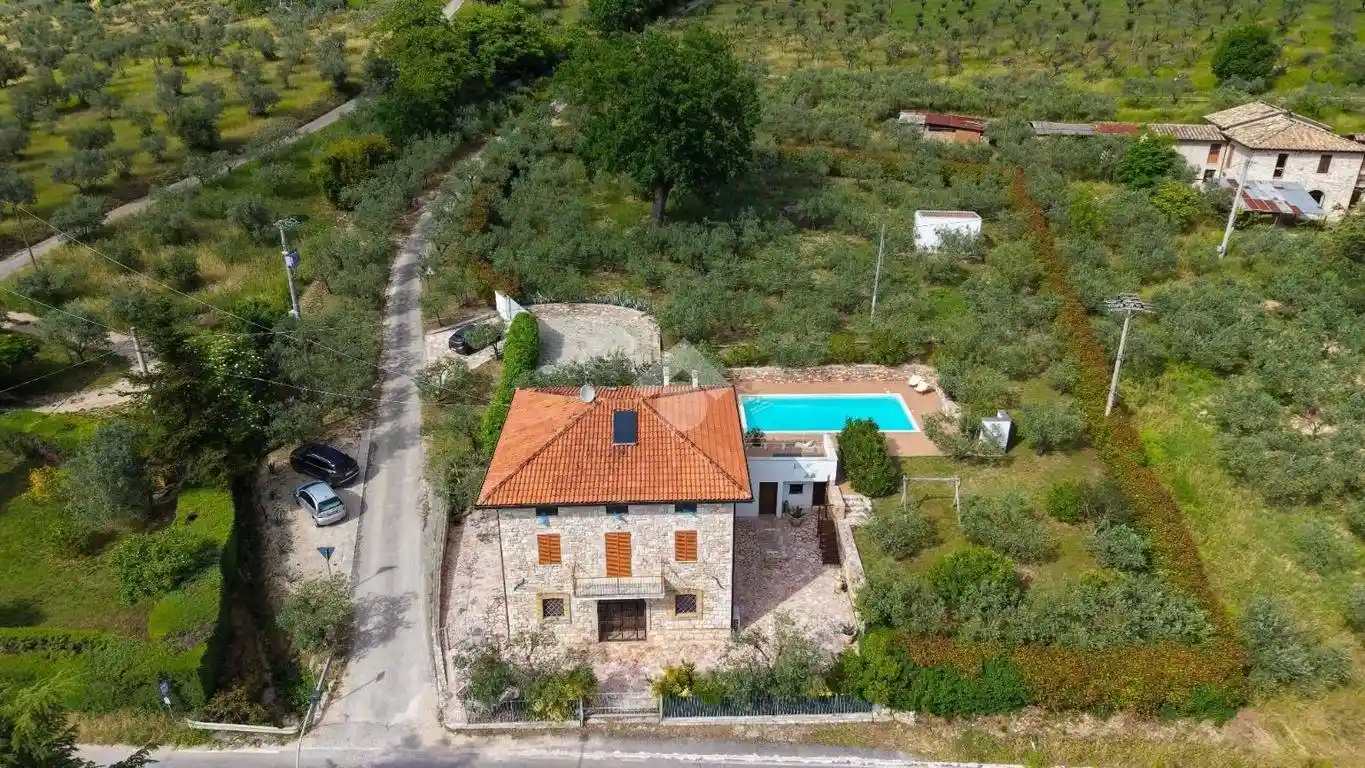 Villa in vendita a Assisi