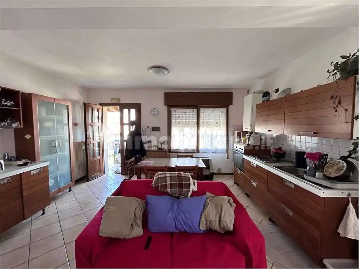 Casa indipendente in vendita a Cornuda