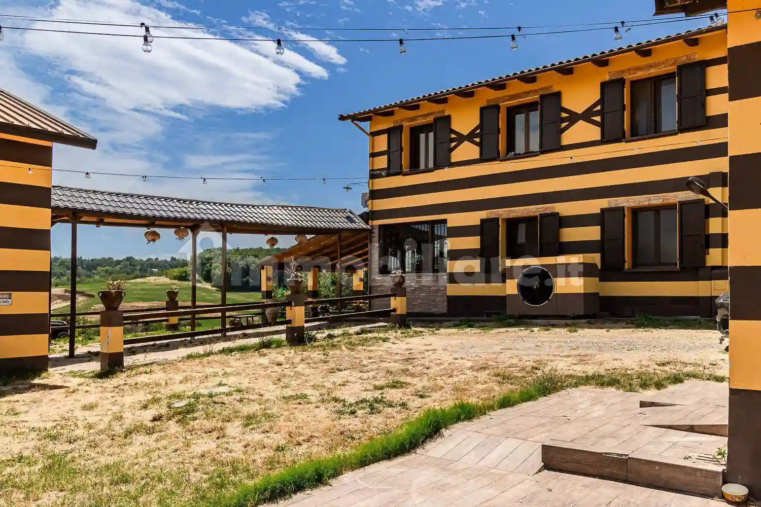 Villa - foto 2