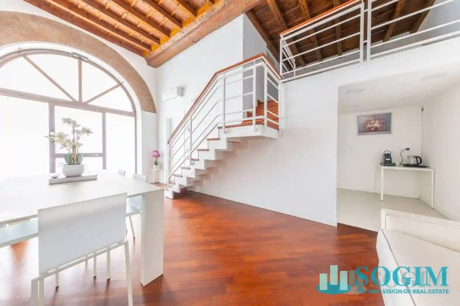 Loft - foto 2